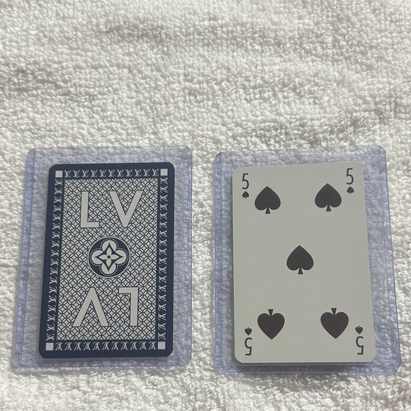 Louis Vuitton blue playing card 5 of spades with COA - Picture 1 of 4